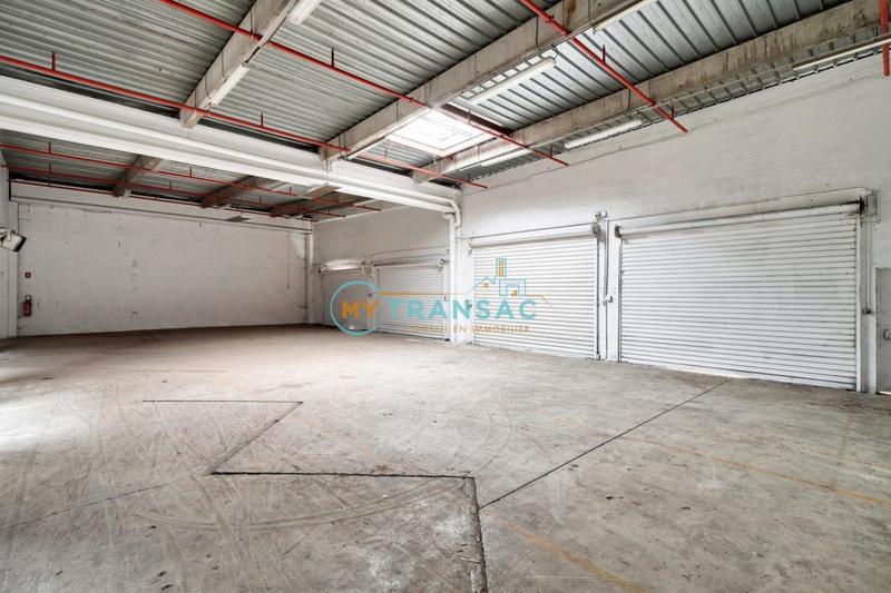 Local d'activités - 5 391 m²