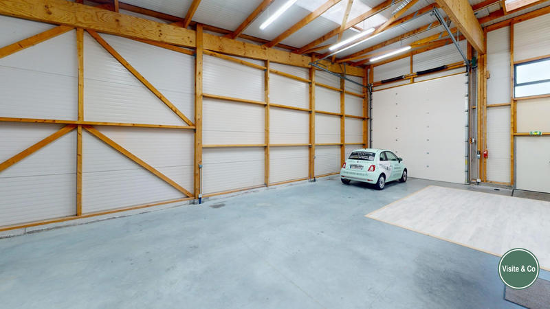 Entrepôt - 167 m²