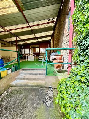 Maison - 137 m² - 6 pièces