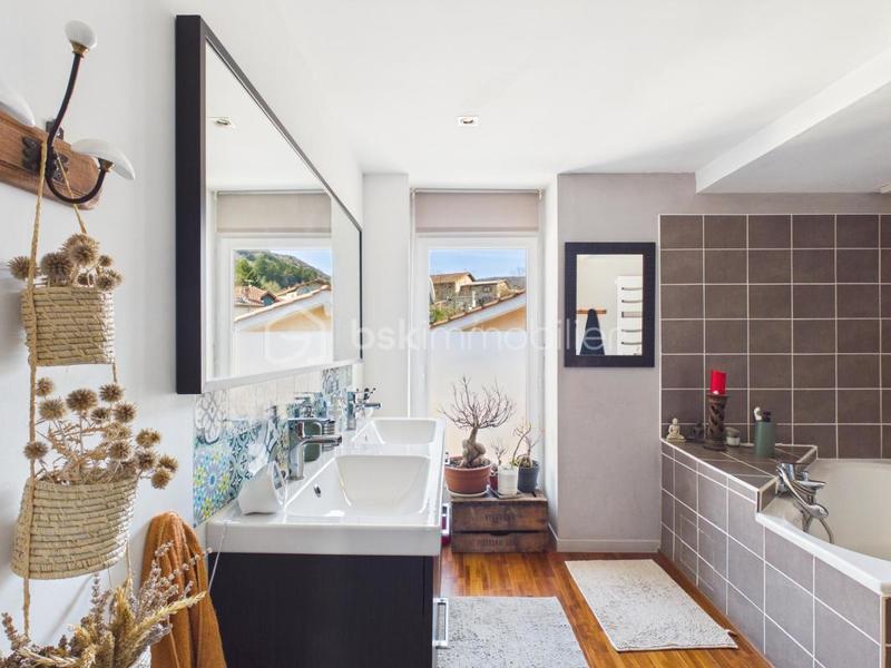 Maison de village - 148 m² - 5 pièces