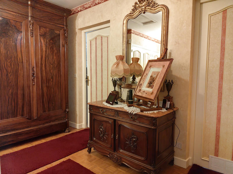 Maison - 232 m² - 10 pièces