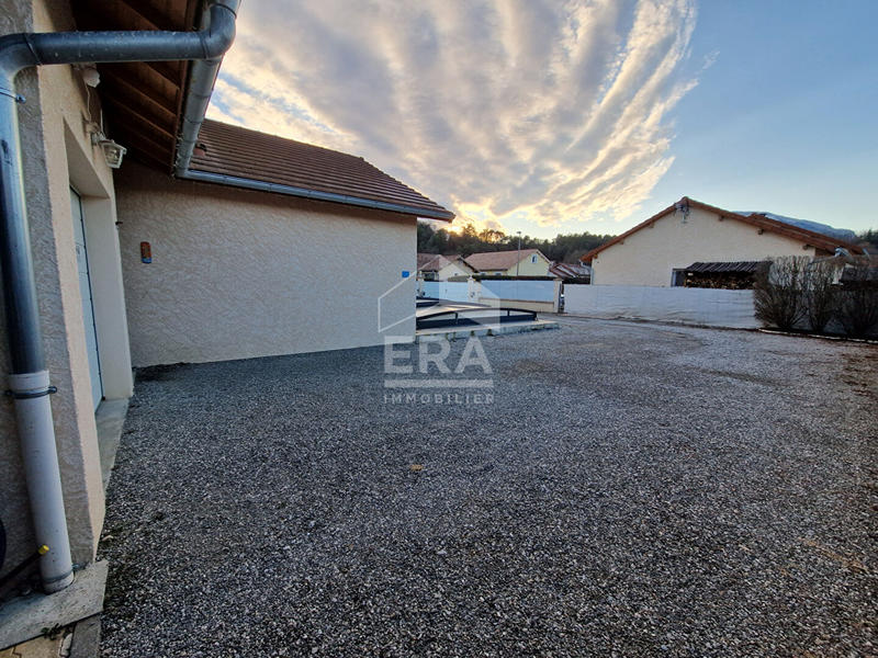 Maison - 115 m² - 6 pièces