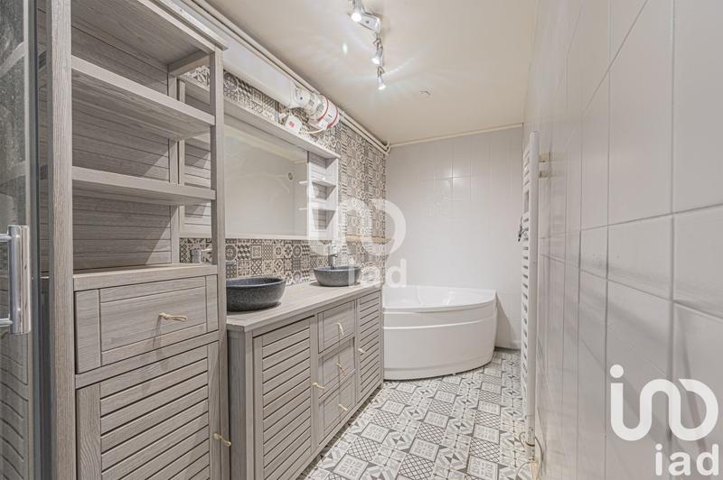 Appartement - 98 m² - 4 pièces