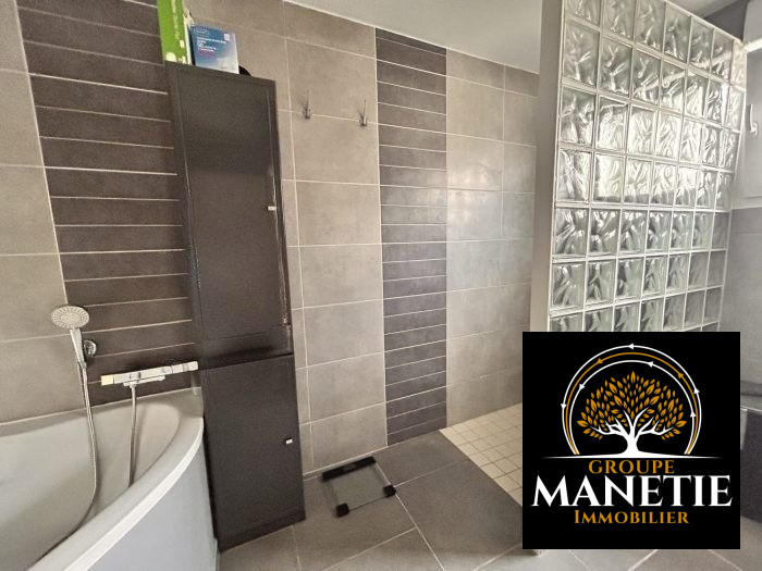 Maison - 150 m² - 7 pièces