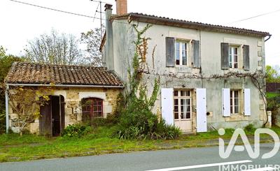 Maison de village - 80 m² - 4 pièces