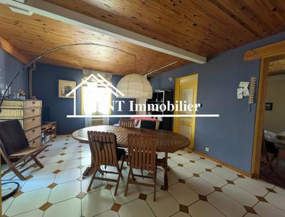 Maison - 121 m² - 6 pièces