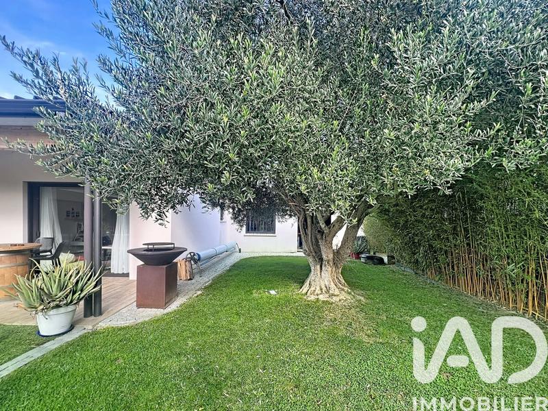 Maison - 191 m² - 5 pièces