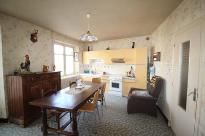 Maison - 159 m² - 6 pièces