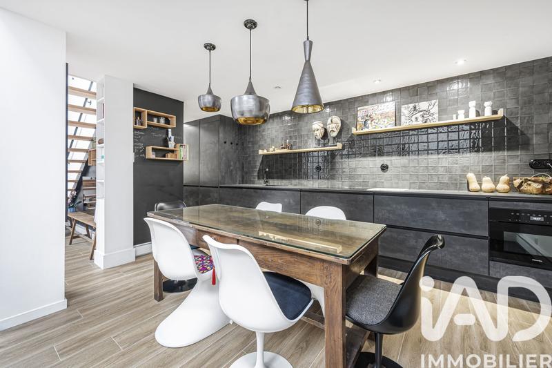 Loft - 160 m² - 5 pièces