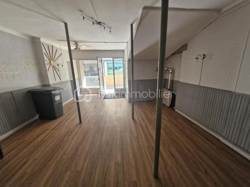 Immeuble - 196 m² - 5 pièces