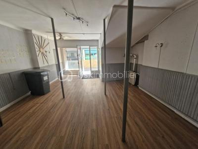 Immeuble - 196 m² - 5 pièces