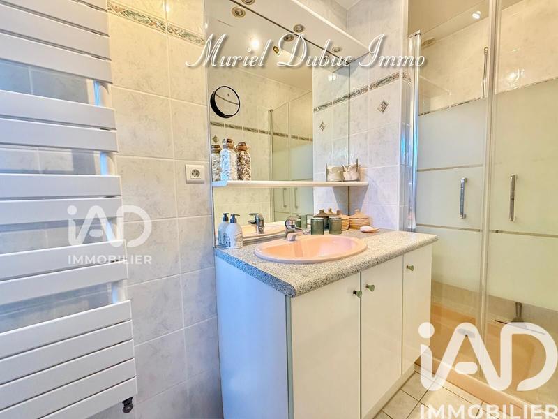 Maison - 185 m² - 5 pièces