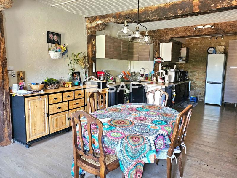 Maison - 400 m² - 4 pièces