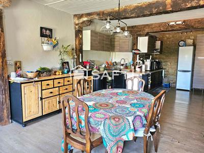 Maison - 400 m² - 4 pièces