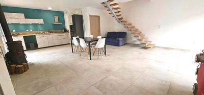 Maison - 99 m² - 4 pièces