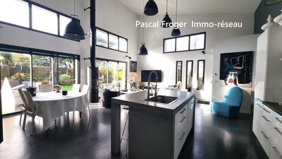 Maison - 119 m² - 5 pièces