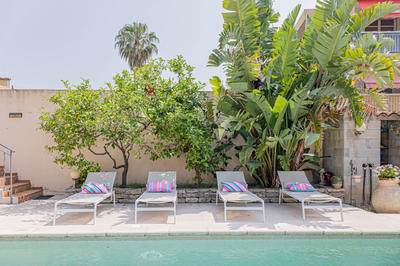 Maison - 245 m² - 7 pièces