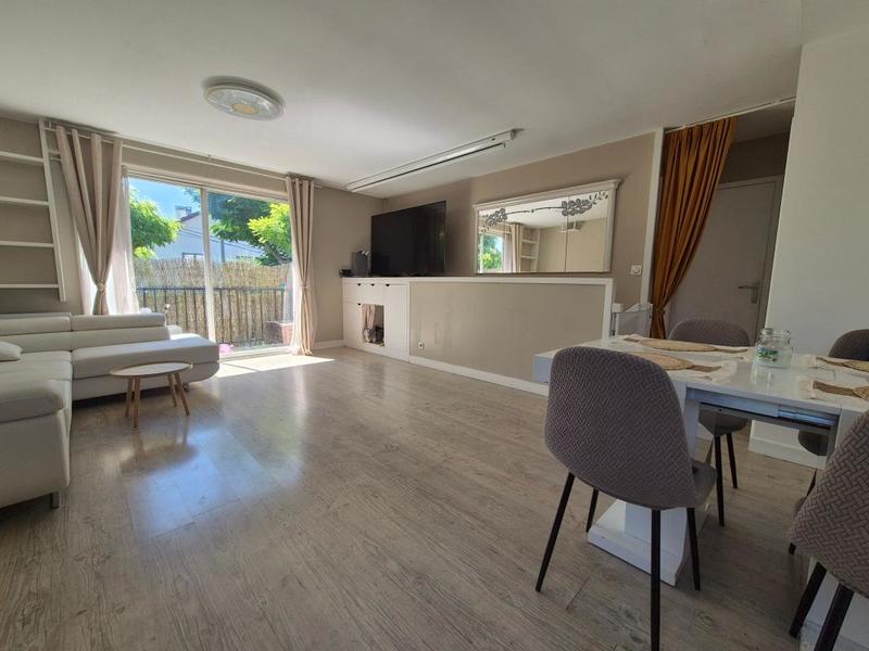 Maison - 101 m² - 5 pièces