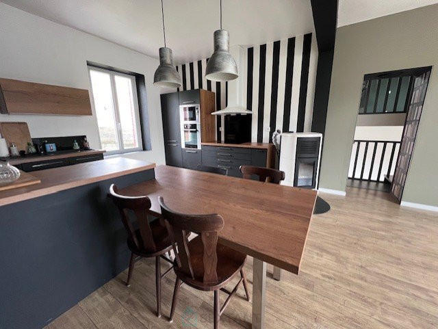 Maison - 118 m² - 7 pièces