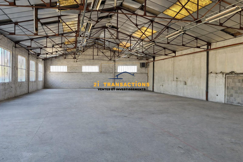 Local d'activités - 575 m²