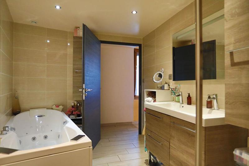 Maison - 424 m² - 14 pièces