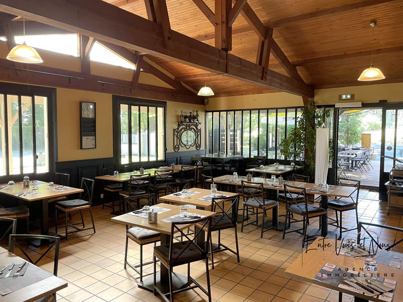 Fonds de commerce - Hôtellerie / Restauration - 132 m²