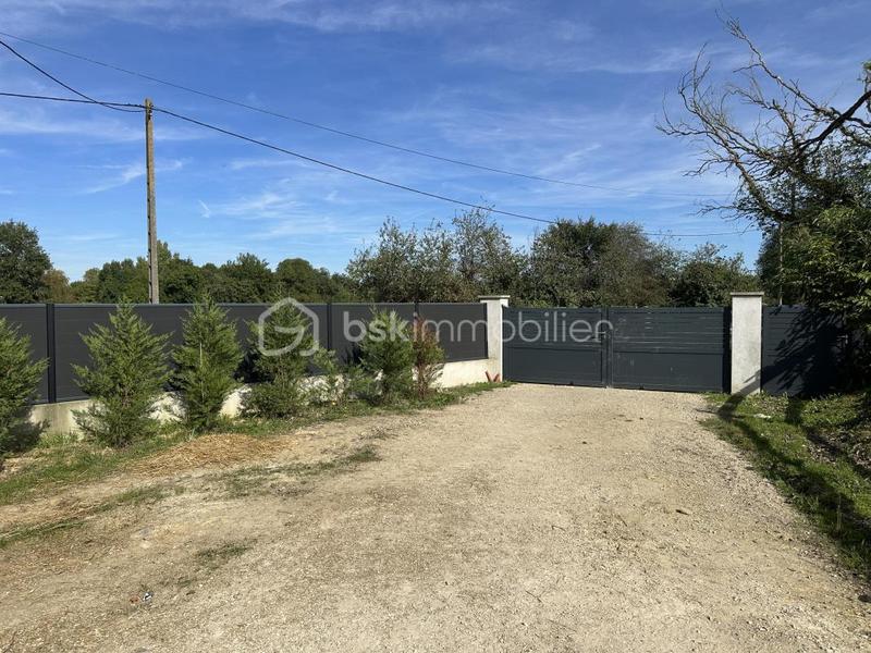 Maison de domaine équestre - 380 m² - 11 pièces