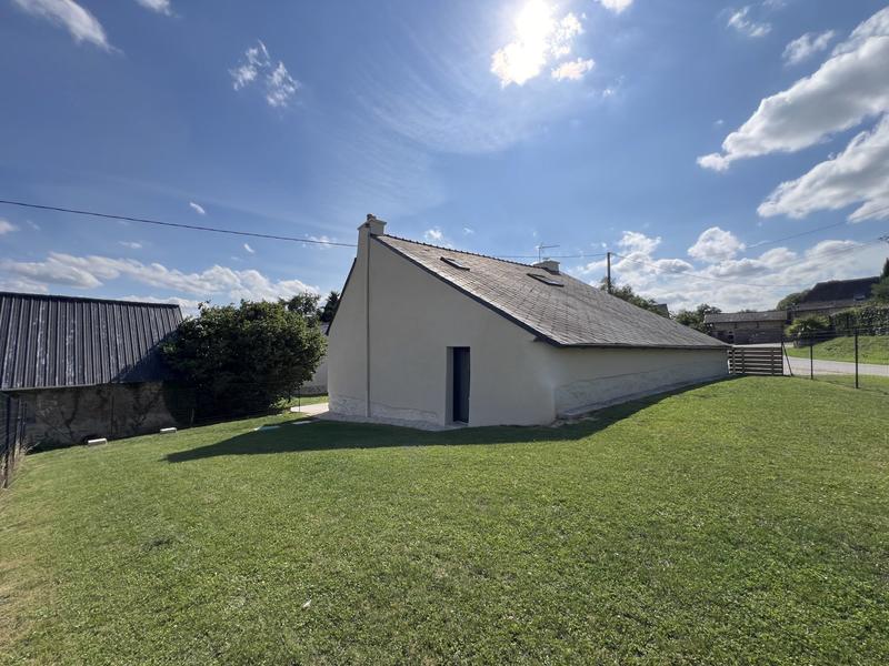 Maison - 95 m² - 5 pièces