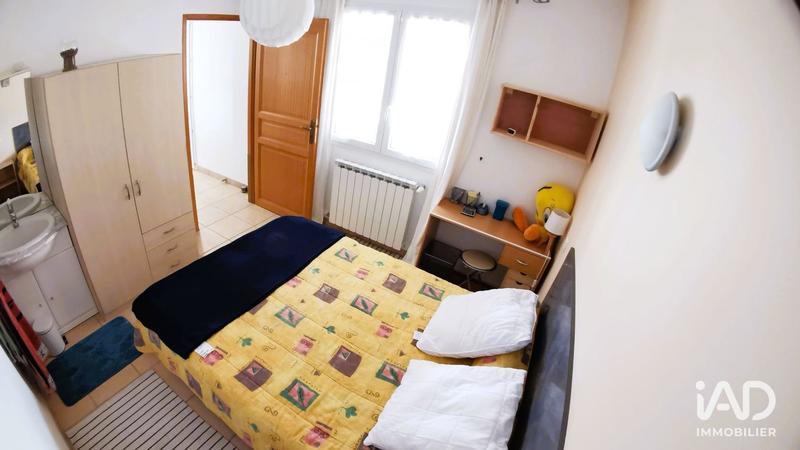 Maison - 235 m² - 5 pièces