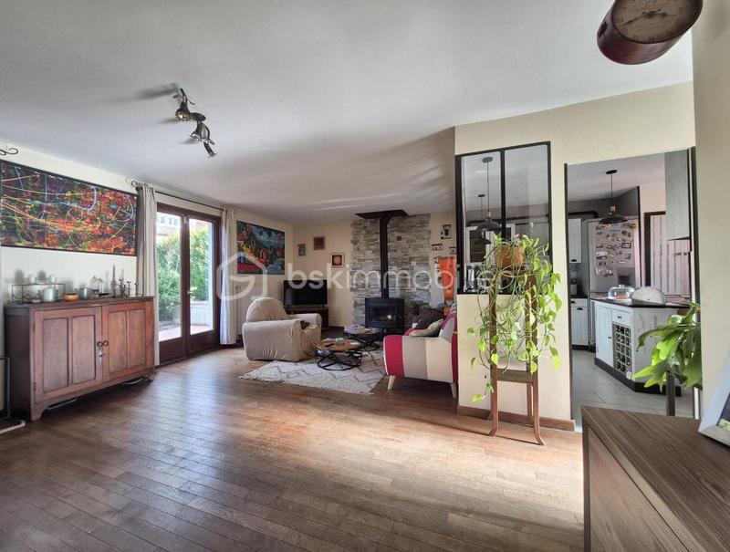 Maison - 108 m² - 5 pièces