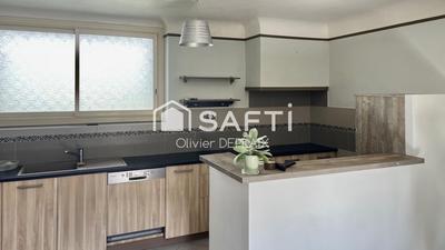 Maison - 200 m² - 6 pièces