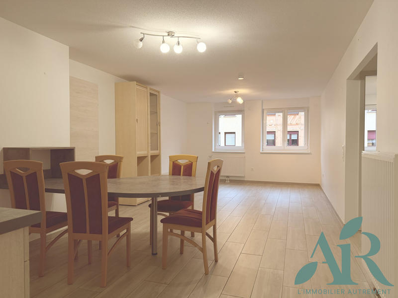 Appartement - 70 m² - 2 pièces