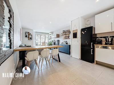 Appartement - 49 m² - 2 pièces