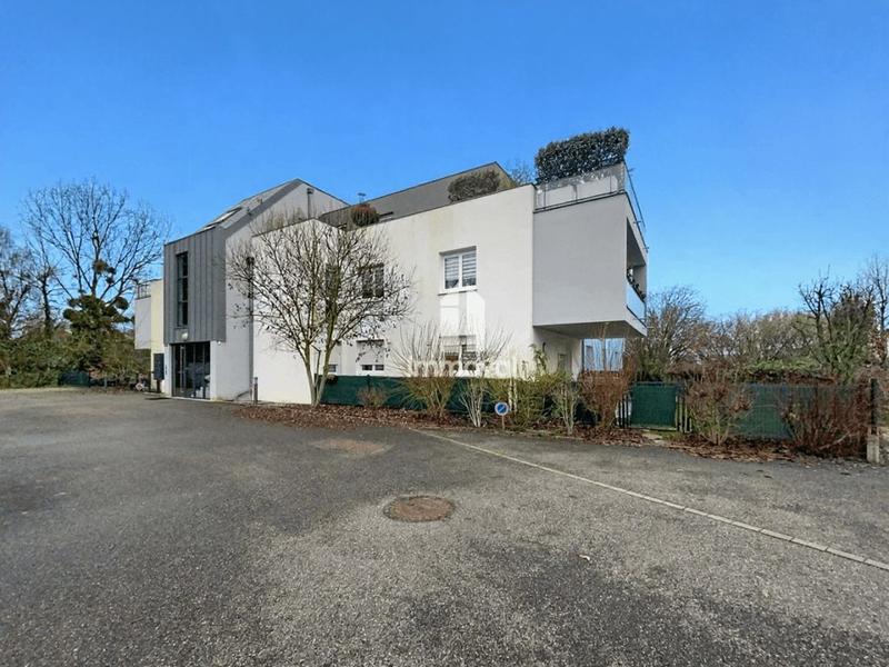 Appartement - 67 m² - 3 pièces