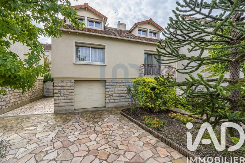 Maison - 120 m² - 5 pièces