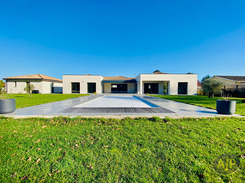 Villa - 150 m² - 4 pièces