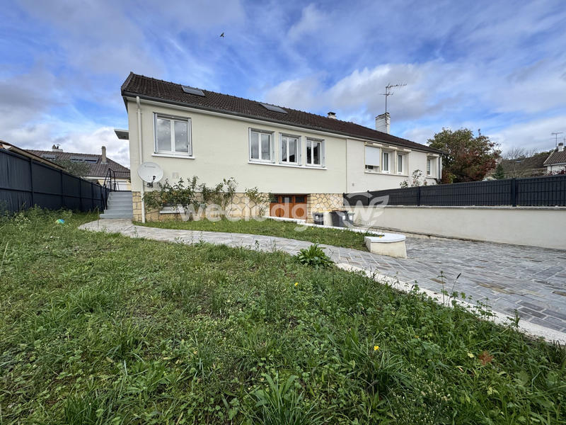 Maison - 75 m² - 5 pièces