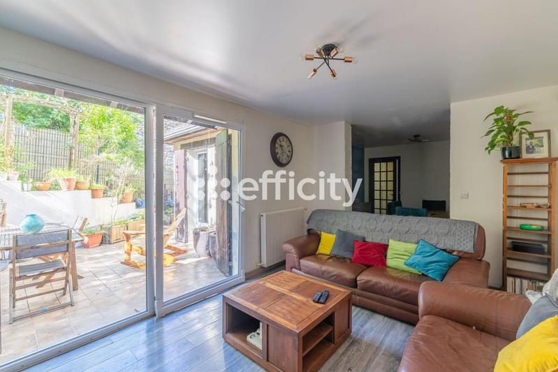 Maison - 115 m² - 6 pièces