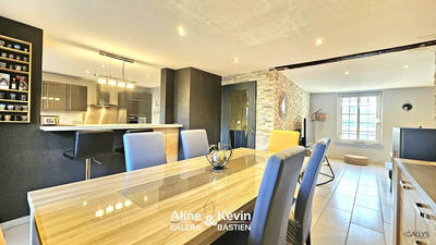 Maison - 102 m² - 4 pièces