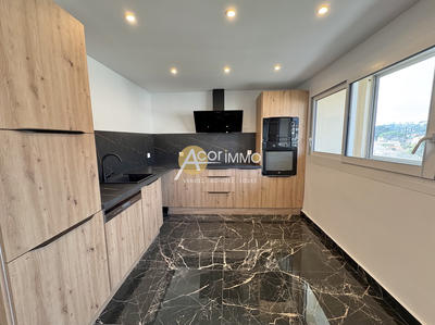 Appartement - 78 m² - 4 pièces