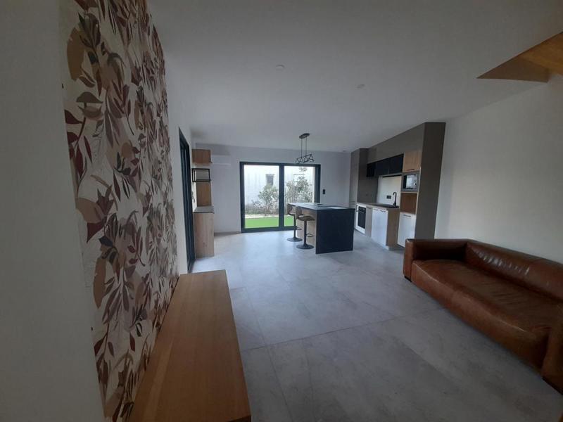 Maison - 88 m² - 4 pièces