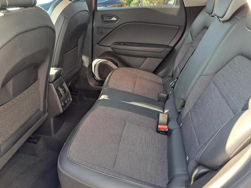 Renault Captur E-Tech Plug-in 160 Intens