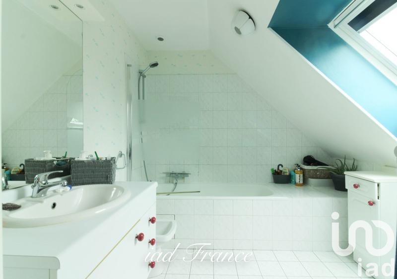 Maison - 127 m² - 6 pièces