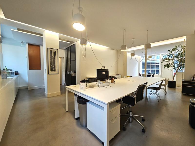 Local commercial - 95 m² - 2 pièces