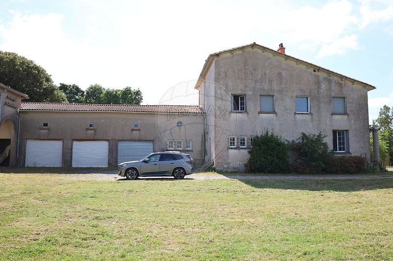 Maison - 200 m² - 7 pièces