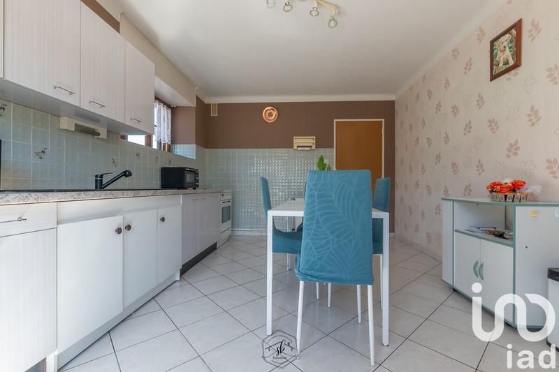 Maison - 167 m² - 8 pièces