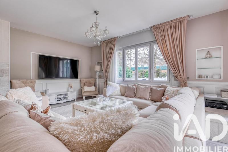 Maison - 160 m² - 7 pièces