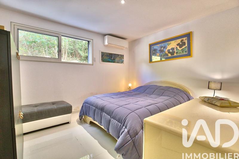 Maison - 168 m² - 3 pièces