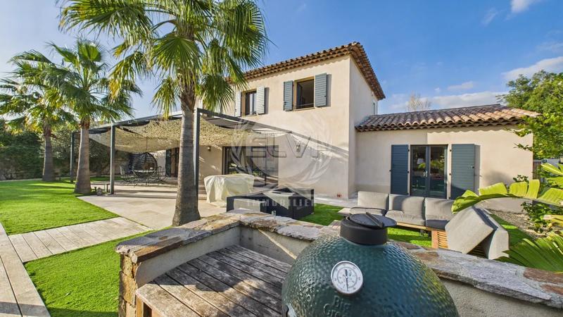 Maison - 177 m² - 5 pièces