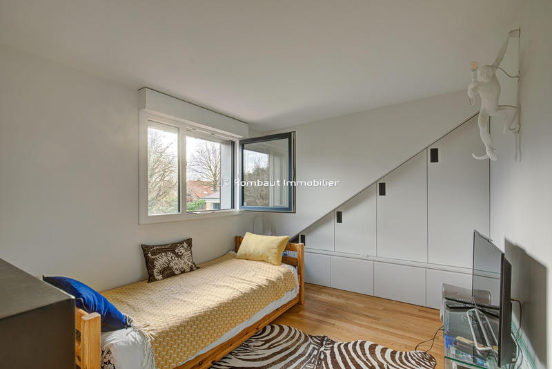 Maison - 181 m² - 7 pièces